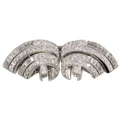 TIFFANY & CO. Art Deco. Diamond Platinum Double Clip Brooch 4