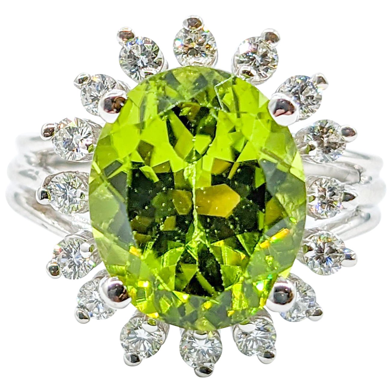 5ct Peridot & Diamond Halo Cocktail Ring For Sale