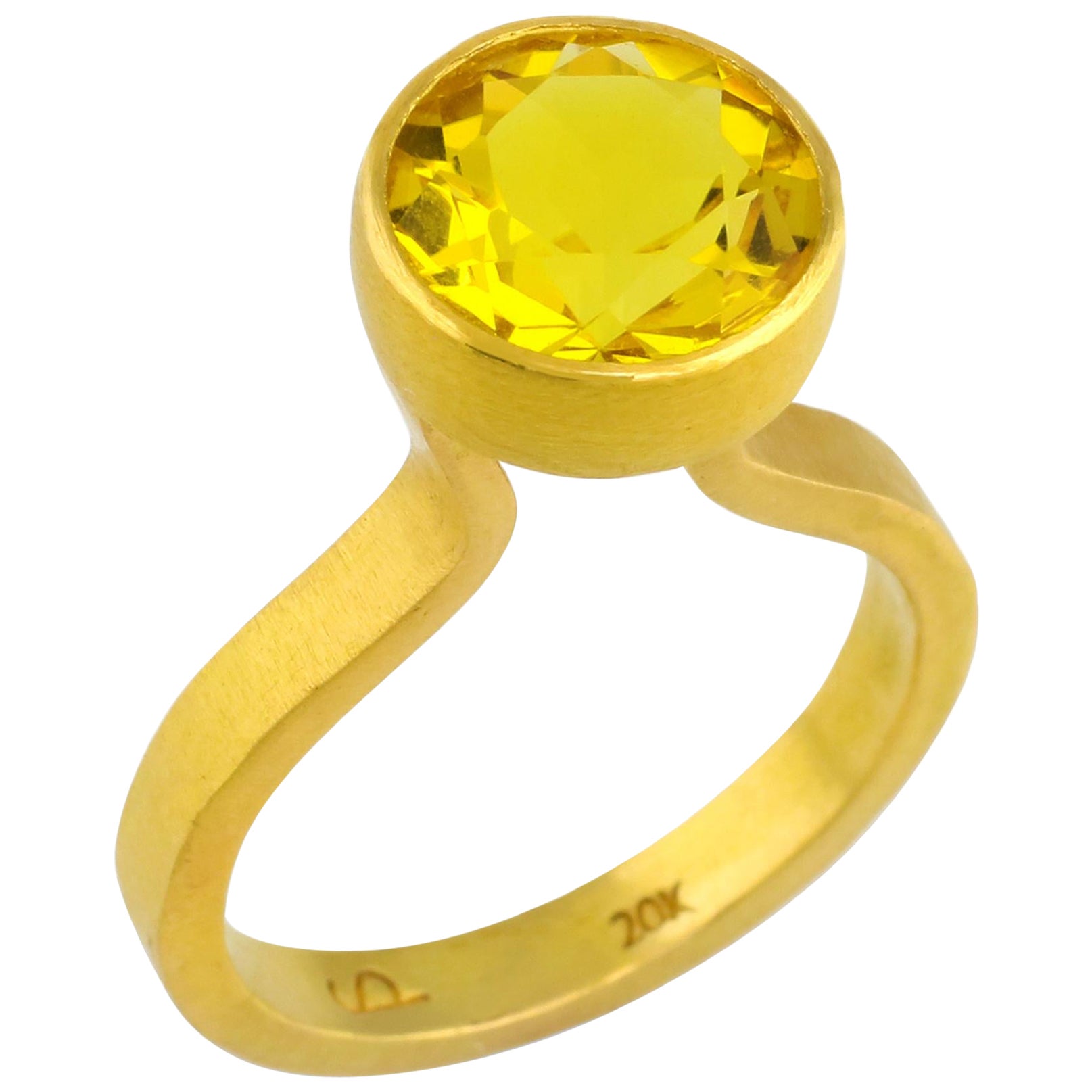 PHILIPPE SPENCER 3.25 Ct. Lemon Color Citrine in 22K and 20K Gold Statement Ring For Sale