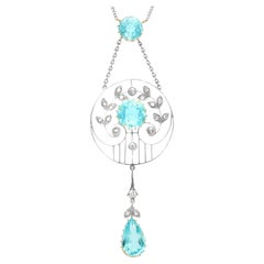 Antiker Anhänger aus 18 Karat Gelbgold mit 3,55 Karat Aquamarin und 0,30 Karat Diamant