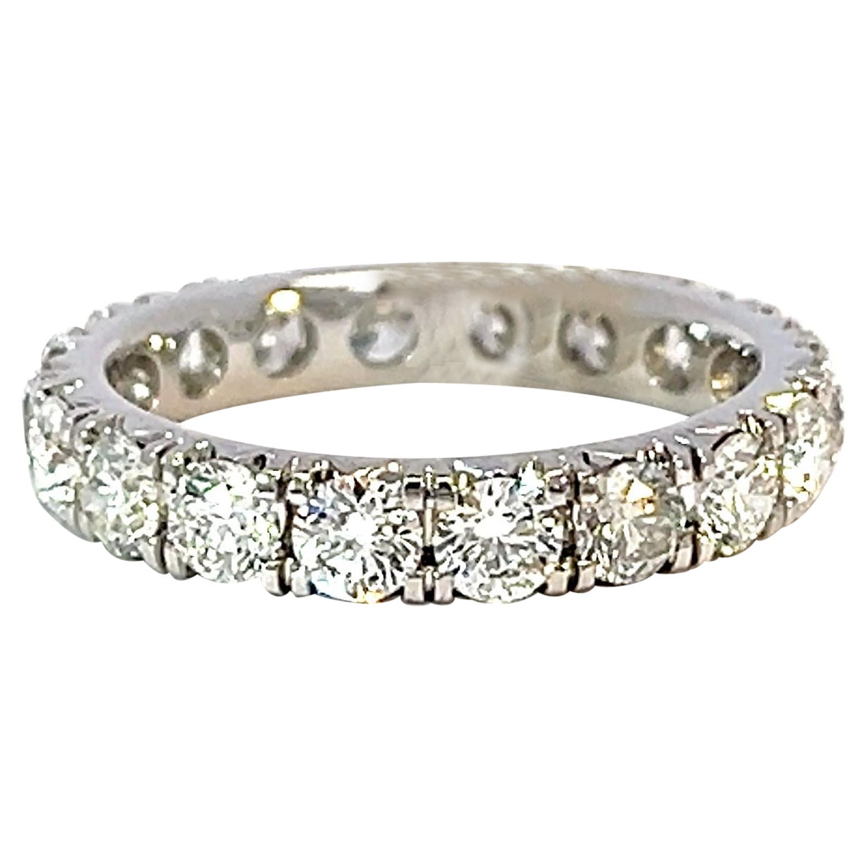 Classic 14k Gold 2.65 Carat Elegant Eternity Band Diamond Ring For Sale