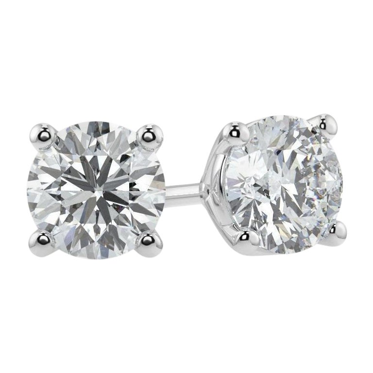 0.33 Ct Natural  Diamond  I1 Clarity Round Shape Solitaire 4 Prong Studs For Sale