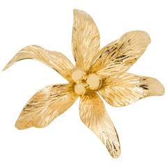  Tiffany & Co. Gold Flower Pin