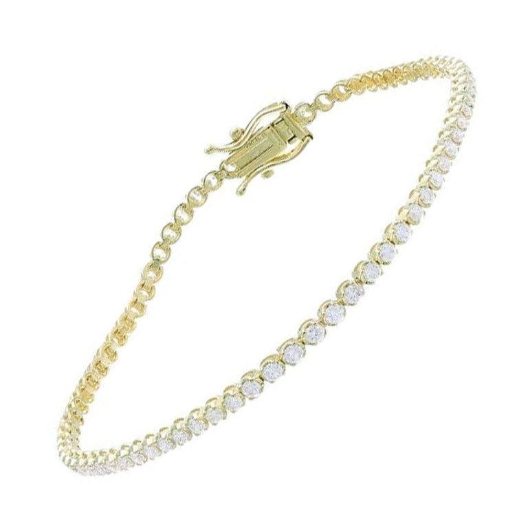 Timeless Tennis Bracelet 1.7 Carat Diamonds in 18K Yellow Gold For Sale
