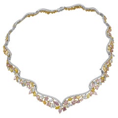 GIA-zertifizierte 29.43 Karat handgefertigte natürliche Farbe Diamant-Tiara-Halskette Ref40