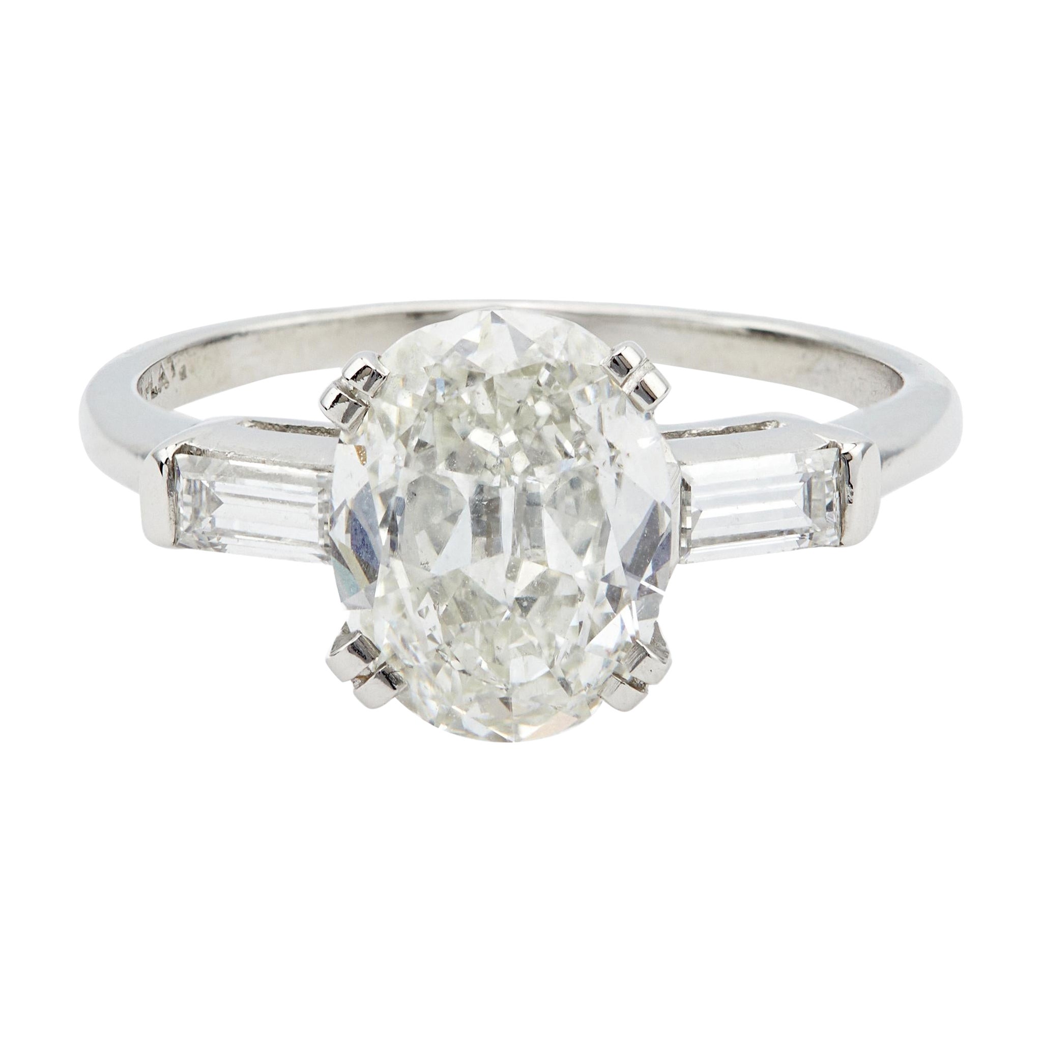 Art Deco GIA 2.00 Carat Oval Cut Diamond Platinum Ring