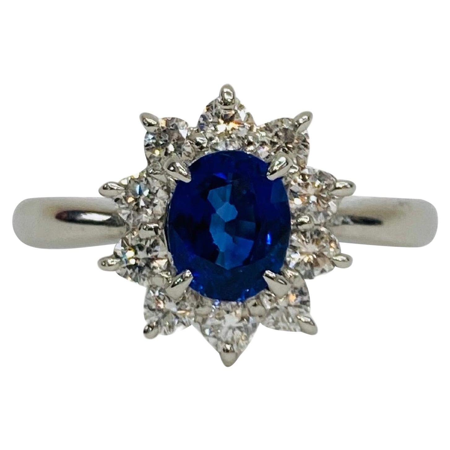 Bochic Retro Vintage Natürlicher blauer Saphir Platin Diamant Cluster-Ring
