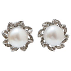 Perles des mers du Sud, diamants, or blanc 14 carats Boucles d'oreilles Retrò.