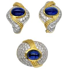 Diamonds, Sapphire and gold Ring and Earrings Parure