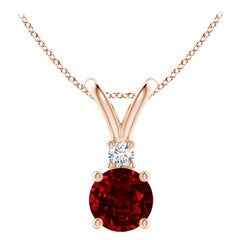 ANGARA Colgante de diamante solitario de rubí redondo natural de 1 ct en oro rosa de 14 quilates