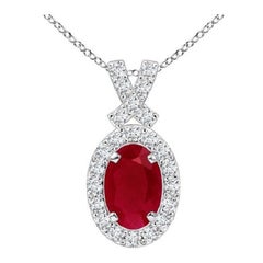 ANGARA Colgante de rubí natural estilo vintage de 0,60 ct con halo de diamantes en platino