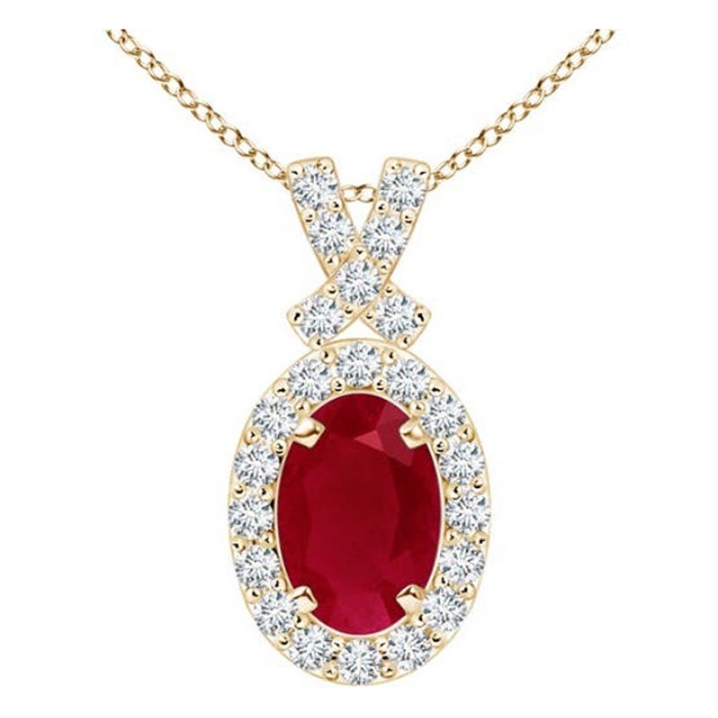 ANGARA Colgante de rubí natural de 0,60 ct con halo de diamantes en oro amarillo de 14 quilates en venta