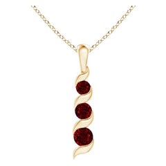 ANGARA Colgante de oro amarillo con rubí redondo natural de 0,34 ct y tres piedras en forma de viaje