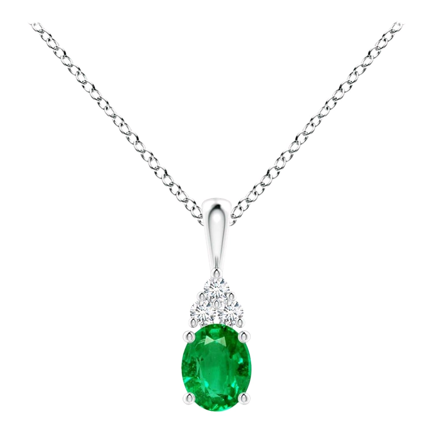 Colgante Solitario de Esmeralda Natural con Diamante en Platino Tamaño-5x4mm en venta