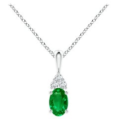 Colgante Solitario de Esmeralda Natural con Diamante en Platino Tamaño-6x4mm