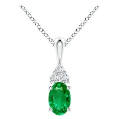 Colgante Solitario de Esmeralda Natural con Diamante en Oro Blanco Tamaño-6x4mm