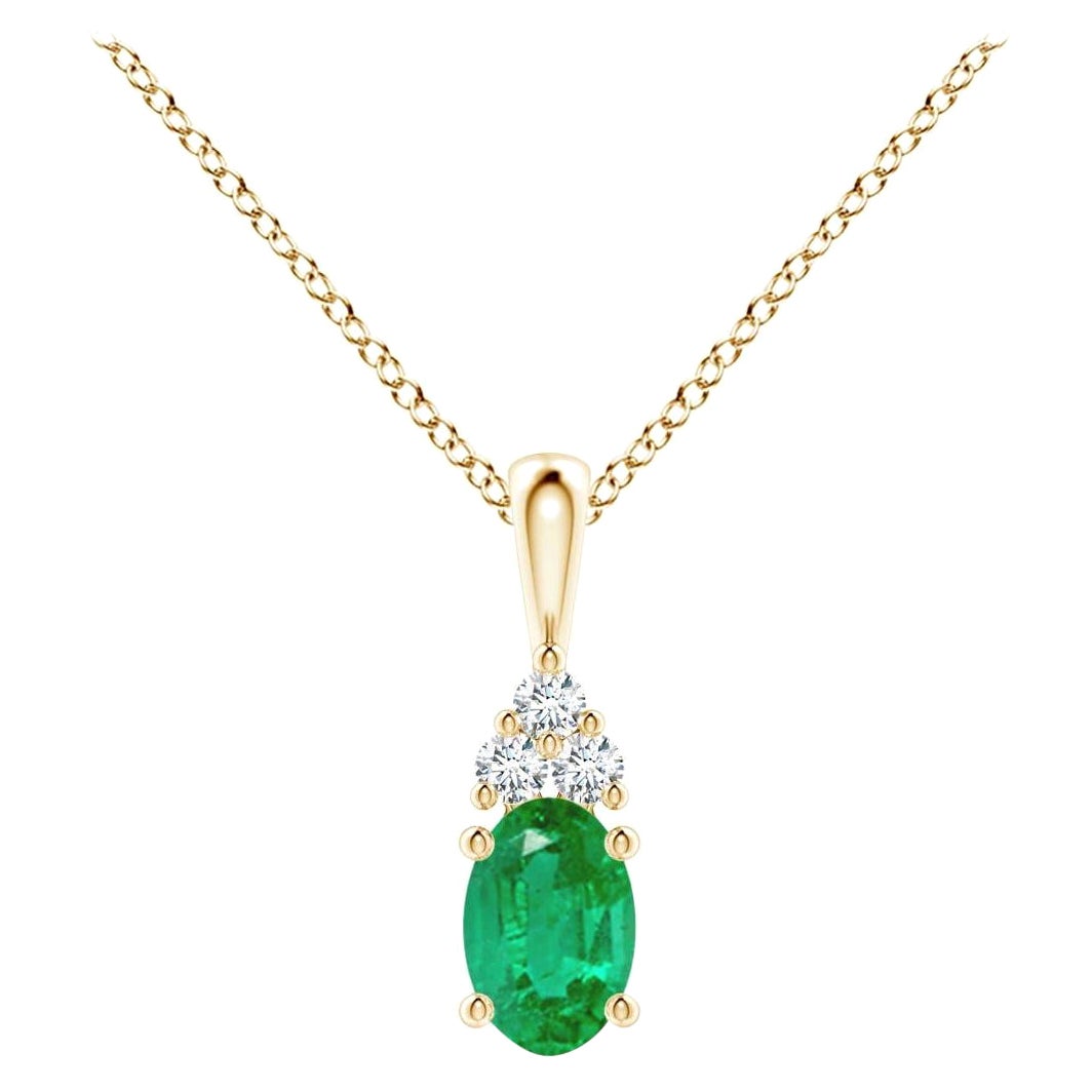 Colgante Solitario de Esmeralda Natural con Diamante en Oro Amarillo Tamaño-6x4mm