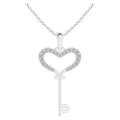 ANGARA Ciondolo a forma di chiave di cuore con diamante naturale incastonato da 0,13 carati in oro bianco 14 carati