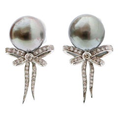 Vintage Grey Pearls, Diamonds, 14 Karat White  Gold Bow-Shaped Earrings