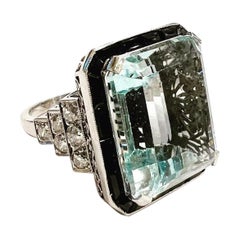 Vintage 28 Carat Octagonal Cut Aquamarine Diamonds Onyx Platinum Cocktail  Ring