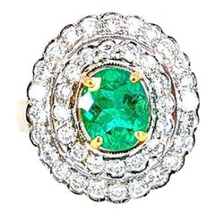 2.60 Carat Emerald and 0.90 Carat Diamond 18K Gold Ring