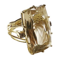 Or jaune 18 carats rétro des années 1960, diamants et citrine  Bague de cocktail mode