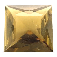 Tourmaline jaune orangé carrée de 1.14 carat du Brésil