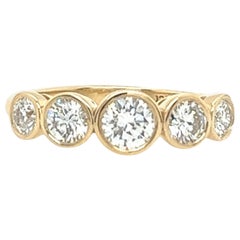 5-Stone Diamond Ring, Set With 1.04ct of Natural Diamonds in 18ct Gold