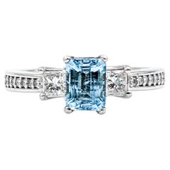 Used Natural Aquamarine & Diamond Ring