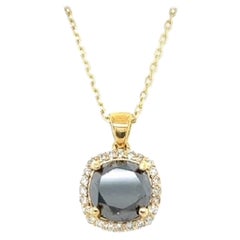 2.80 Carat Black Diamond White Diamond Yellow Gold Pendant