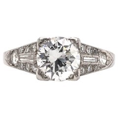 Antique Art Deco 0.94 Carat Diamond and Platinum Ring