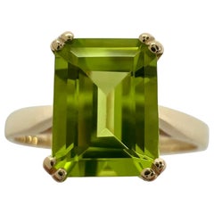 Used 1.50ct Vivid Green Peridot Emerald Octagonal Cut 9k Yellow Gold Solitaire Ring