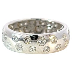Exklusiver Ring aus 14 Karat Weißgold mit 1,27 Karat weißem, gepunktetem und weißem Diamanten