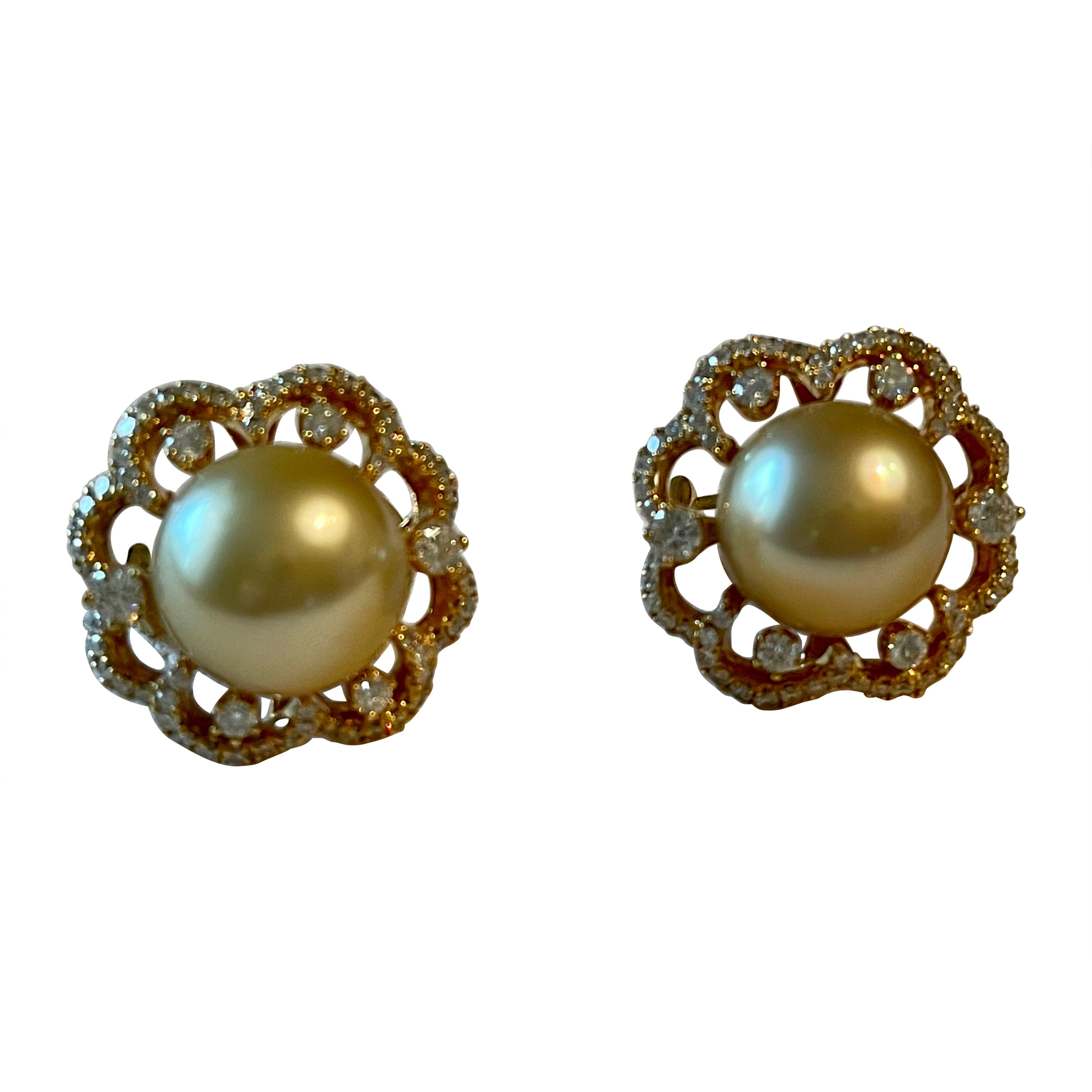 Floral 18 K yellow Gold golden South Sea Pearl Diamond earrings For Sale