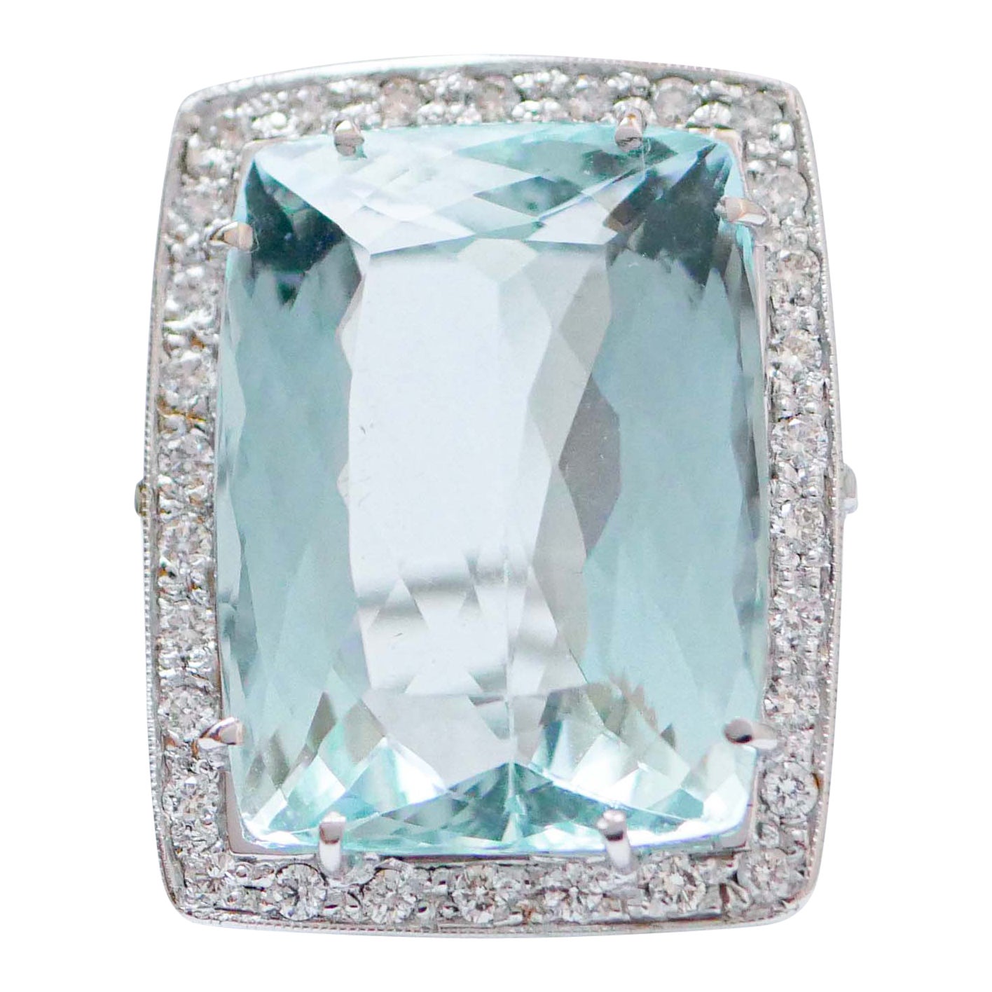 Aquamarine, Diamonds,  14 Karat White Gold Ring. For Sale
