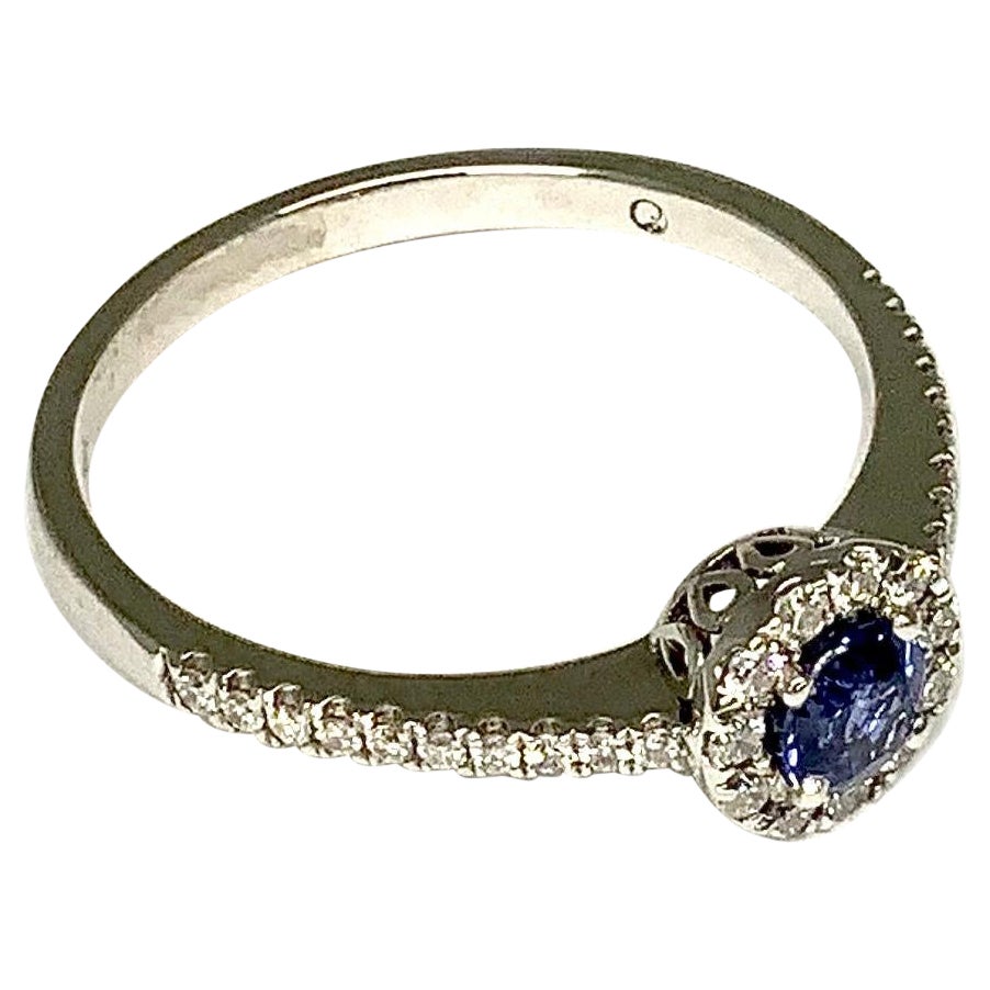 Lesunja Magnifique White Gold Sapphire Diamond Ring For Sale