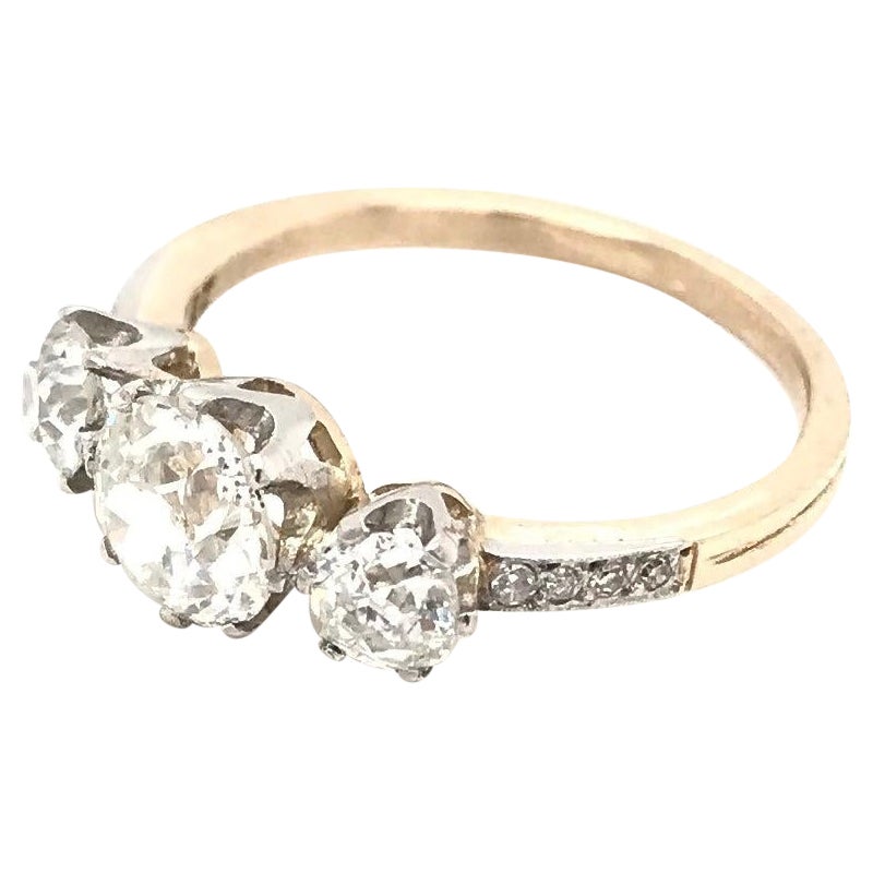 Antiker edwardianischer Trinity-Ring aus zwei Goldtönen mit Diamanten im Angebot