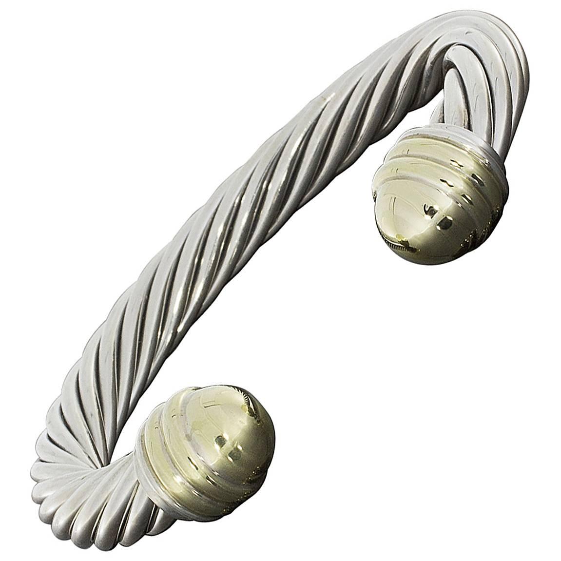 Ausgeschiedene David Yurman Silber & Gold 8mm Kabel Classics Manschette Armband