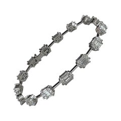 Used 18K White Gold Illusion Emerald-Cut Diamond Link Bracelet 