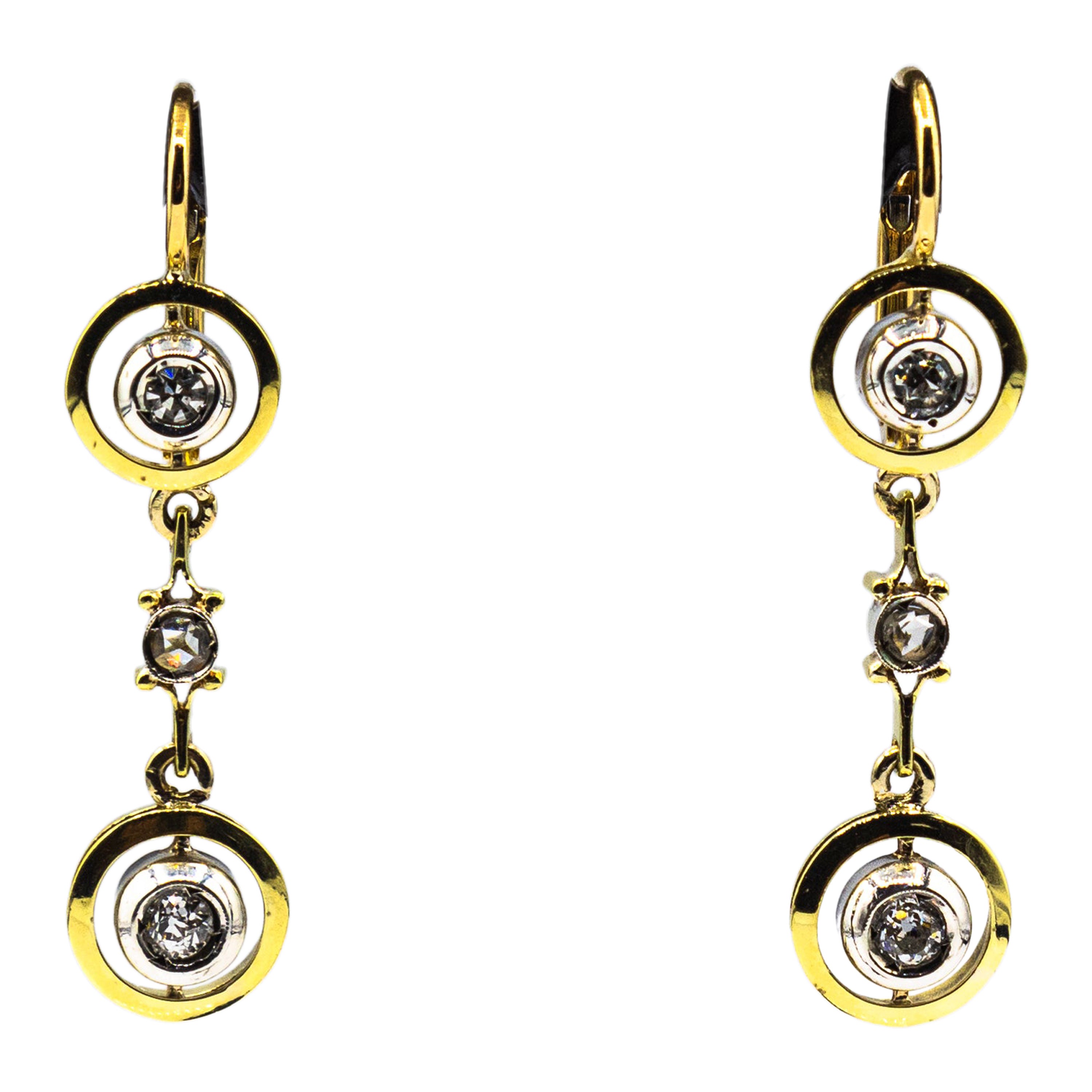 Boucles d'oreilles à levier de style Art déco en or jaune avec diamants blancs de taille vieille Europe