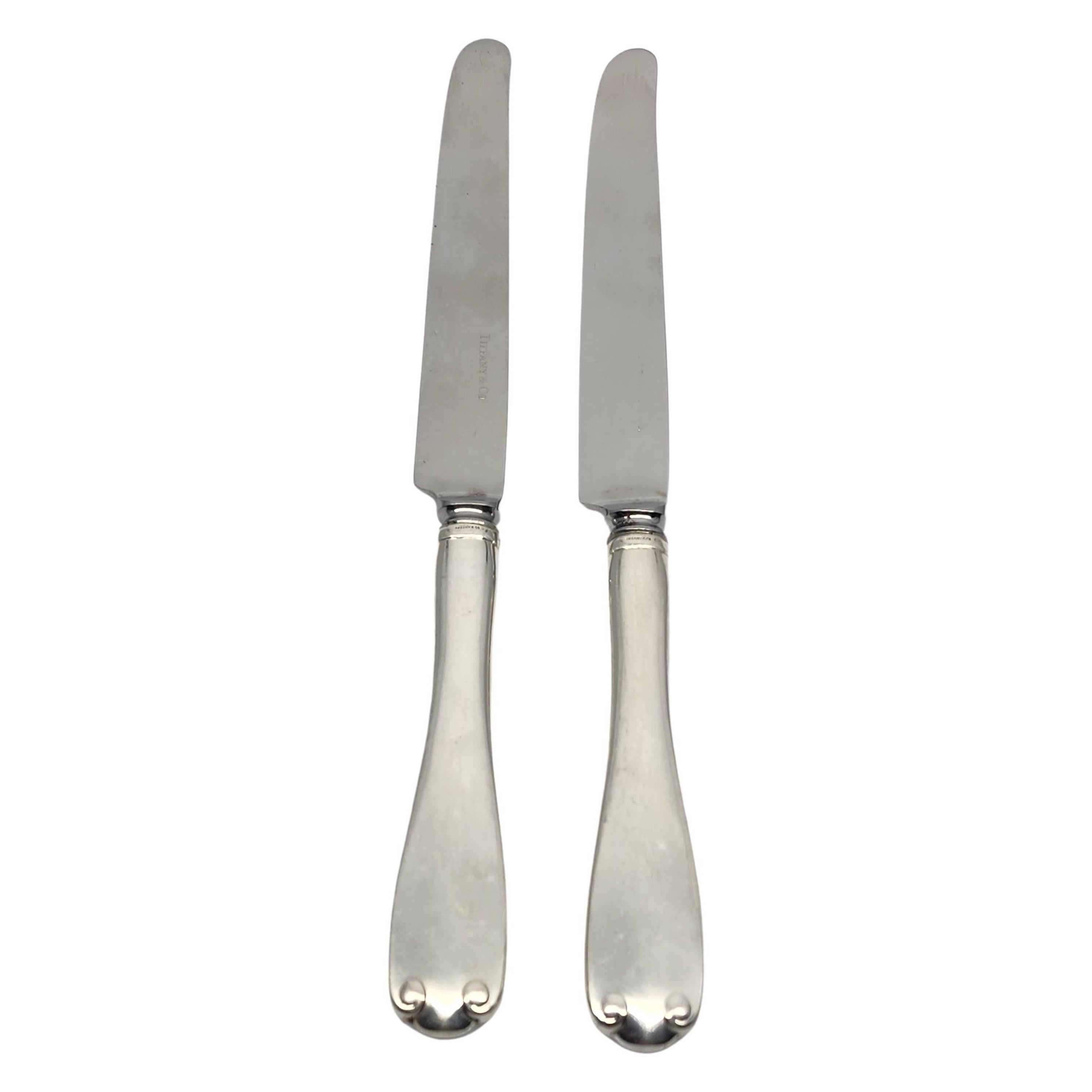 Satz von 2 Tiffany & Co Flemish Sterling Silber Griff Messer 10 1/8" #15708