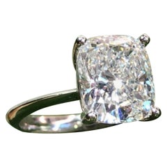 Platinring, GIA-zertifizierter 5,01 Karat Diamant im Kissenschliff F Farbe Solitär