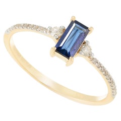 Vintage Baguette Blue Sapphire Diamond Everyday Ring in 14k Solid Yellow Gold