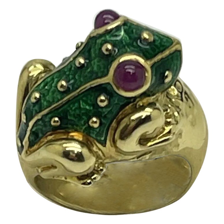 Vintage Rare Enamel And Ruby Frog Ring In 18k For Sale