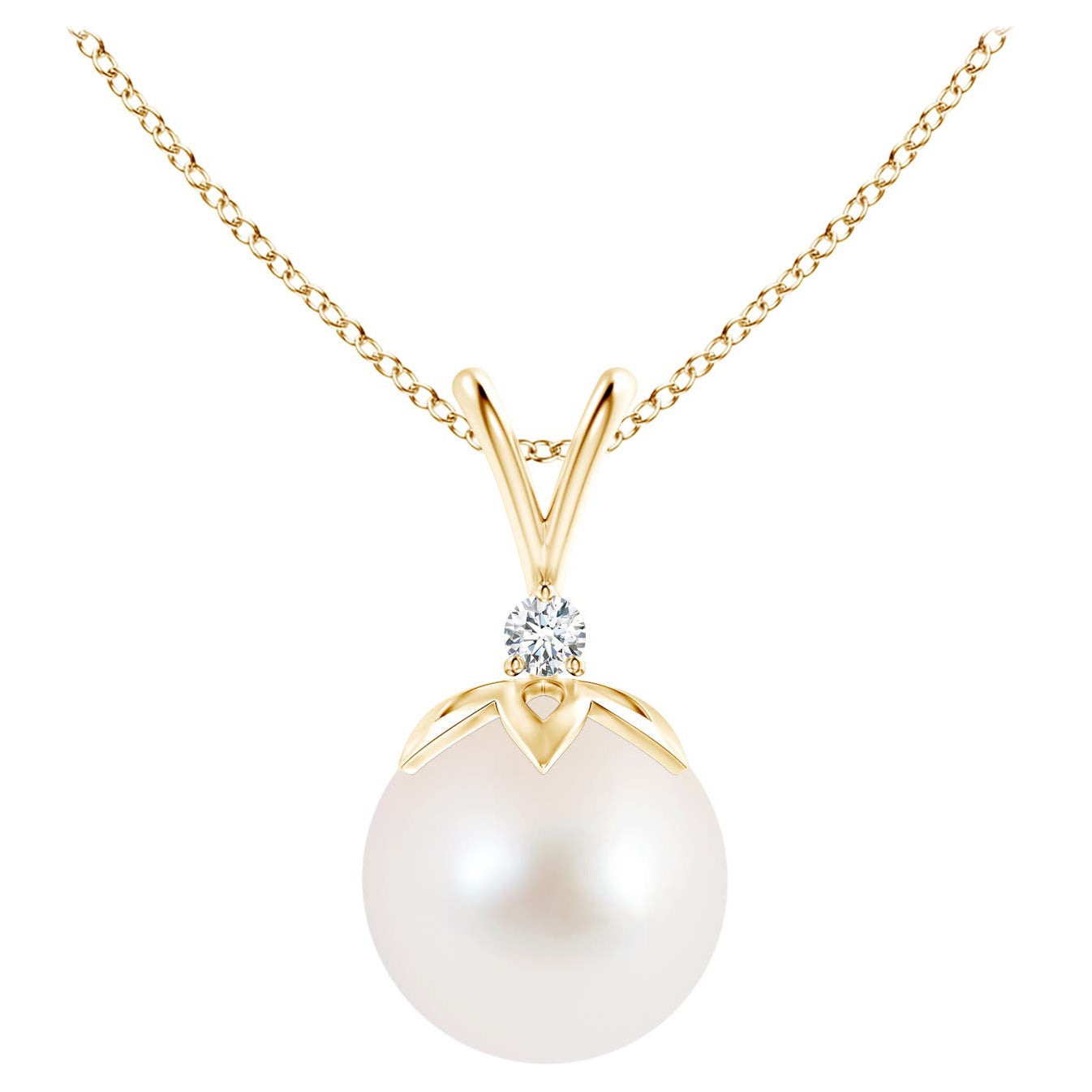 Freshwater Cultured Pearl V-Bale Pendant with Diamond in 14K Yellow Gold For Sale