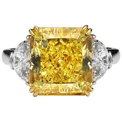 5.42 Carat GIA Certified Canary Diamond Three Stone Ring 3