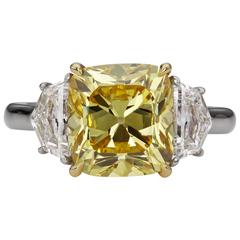 GIA Certified 5.26 Carat Vivid Yellow Canary Diamond Three Stone Ring 10