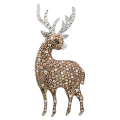 Diamond white + fancy brown 1.75 ct Pendant Rendeer 18Kt White Gold Animal Motif