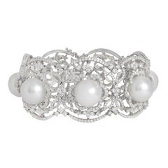Bracciale Diana M. I. in oro bianco 18 kt con diamanti e perle, ornato da 13,5