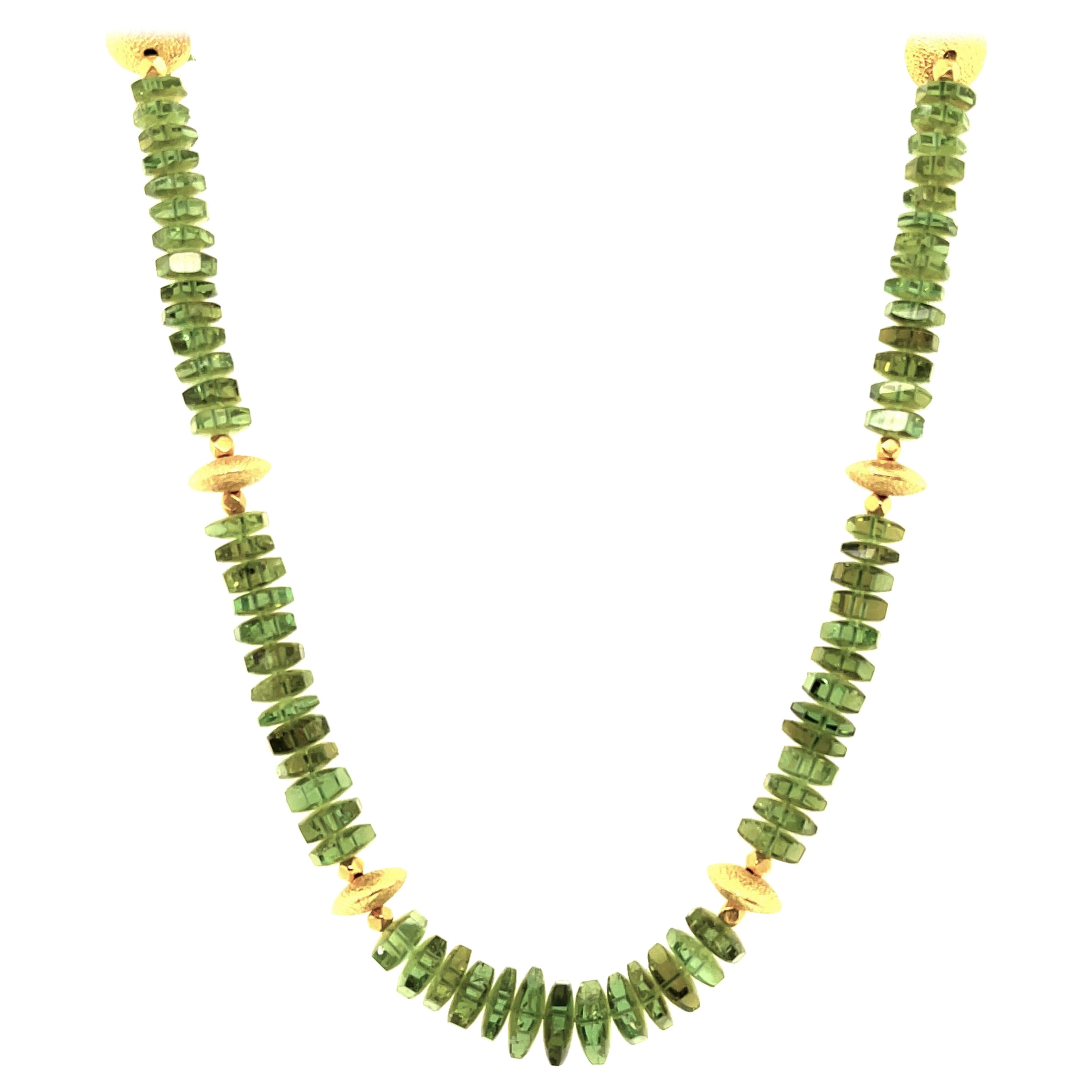 Collier en perles de tourmaline verte et or jaune 18 carats, longueur réglable